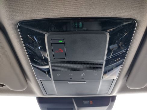 New 2026 Mitsubishi Outlander SE image 22