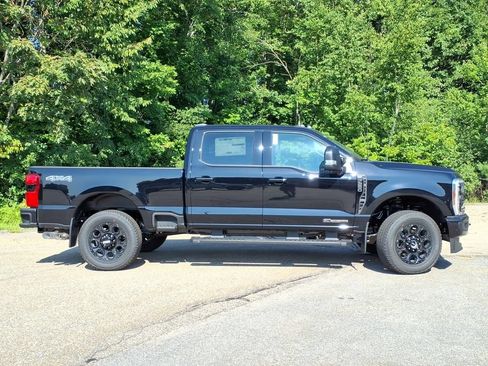 New 2026 Ford F250 XLT w/ XLT Premium Package AWD/4WD image 4