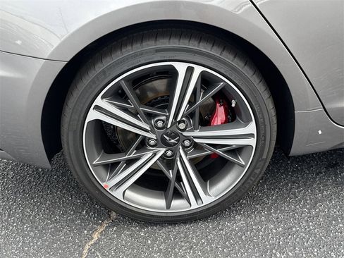 New 2025 Genesis G70 2.5T w/ Sport Prestige Package image 20