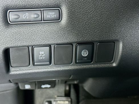 Used 2021 Nissan Murano SV image 17