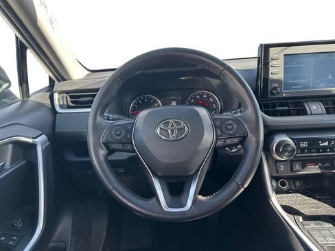 Used 2022 Toyota RAV4 XLE w/ Convenience Package AWD/4WD image 14