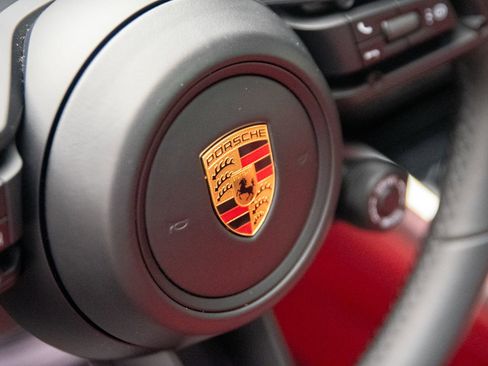 Used 2022 Porsche 911 Turbo AWD/4WD image 17
