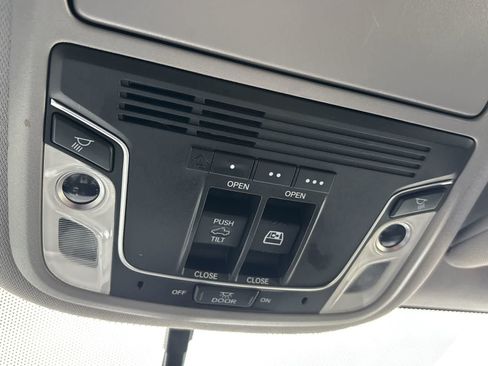 Used 2019 Honda Ridgeline RTL-T image 28