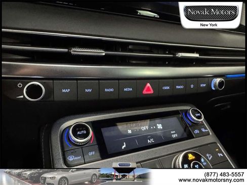 Used 2024 Hyundai Palisade Calligraphy image 22