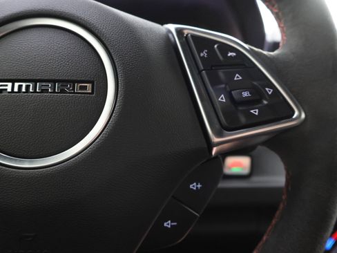 Used 2019 Chevrolet Camaro ZL1 RWD image 14