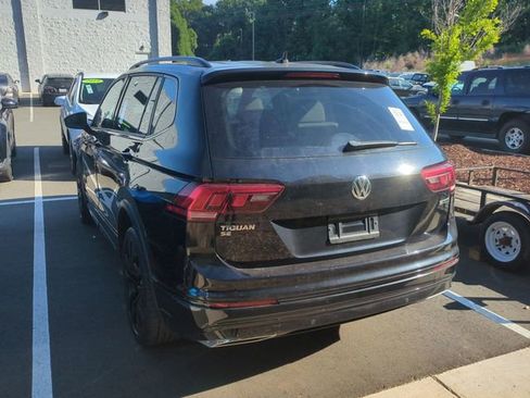Used 2021 Volkswagen Tiguan SE R-Line AWD/4WD image 12