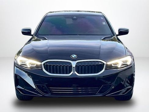 Used 2025 BMW 330i Sedan w/ Convenience Package RWD image 3