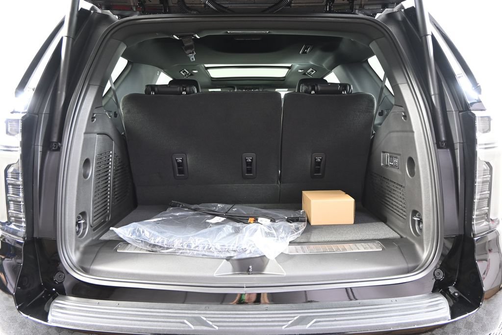 New 2026 Chevrolet Tahoe High Country AWD/4WD image 18