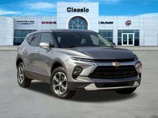Used 2025 Chevrolet Blazer LT FWD video 1