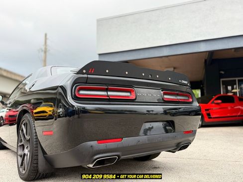 Used 2019 Dodge Challenger R/T Scat Pack w/ Driver Convenience Group RWD image 38