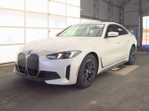 Used 2025 BMW i4 xDrive40i image 1