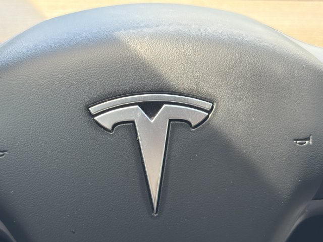 Used 2023 Tesla Model 3 Standard Range RWD image 17