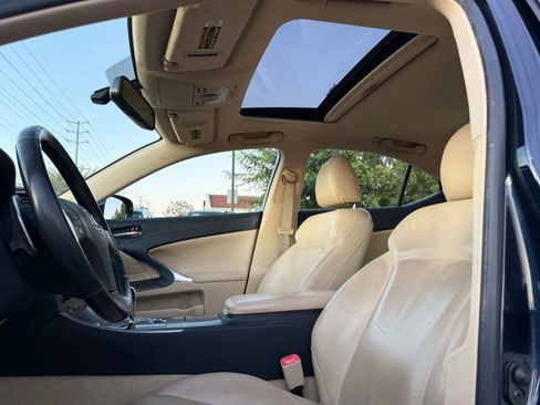 Used 2006 Lexus IS 350 image 17