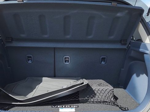 New 2026 Hyundai Venue SEL image 18