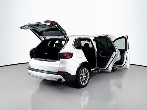 Used 2023 BMW X5 xDrive40i w/ Premium Package AWD/4WD image 25