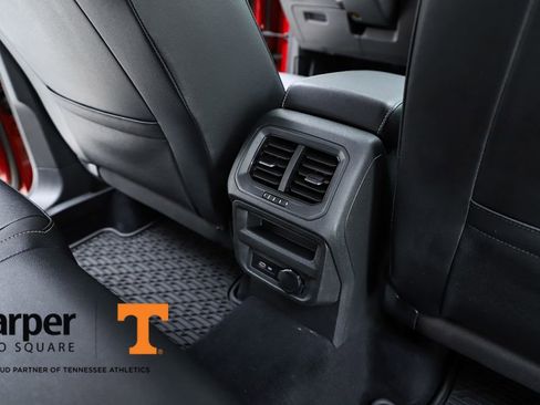 Used 2021 Volkswagen Tiguan SE image 75