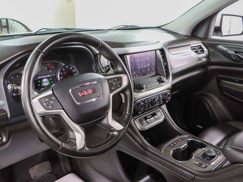 Used 2023 GMC Acadia SLT image 23