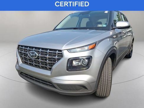 Certified 2023 Hyundai Venue SEL w/ Cargo Package FWD image 4