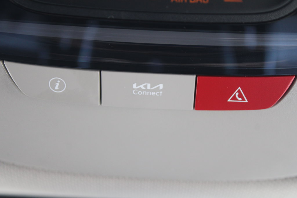 Certified 2023 Kia Sorento S w/ Panoramic Sunroof Package FWD image 54