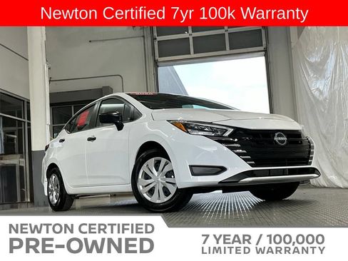 Used 2025 Nissan Versa S w/ Trunk Package FWD image 22