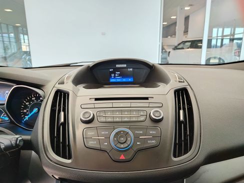 Used 2017 Ford Escape SE image 24