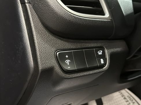 Used 2024 Kia Seltos SX w/ SX Sunroof Package AWD/4WD image 22