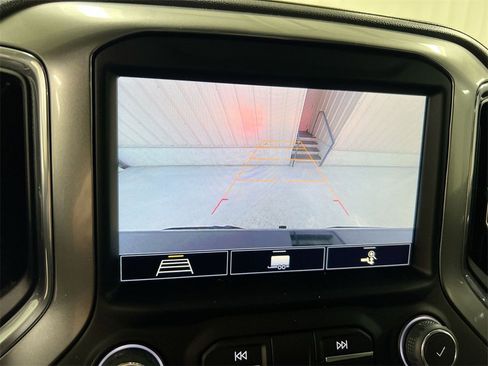 Used 2020 Chevrolet Silverado 1500 LT Trail Boss image 15