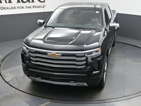New 2026 Chevrolet Silverado 1500 High Country AWD/4WD image 24
