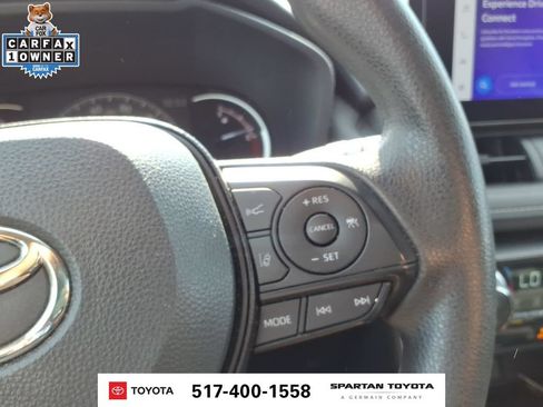 Used 2024 Toyota RAV4 XLE FWD image 17