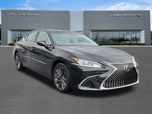 Used 2020 Lexus ES 350 w/ Premium Package image 2