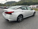 Used 2020 Nissan Altima 2.5 SR w/ Premium Package image 2