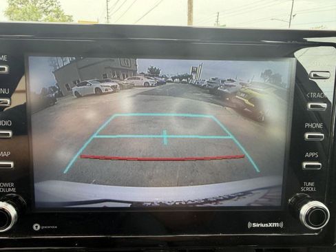 Used 2021 Toyota Corolla LE w/ Carpet Mat Package (TMS) FWD image 17