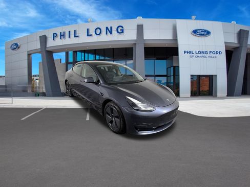 Used 2022 Tesla Model 3 Long Range AWD/4WD image 7