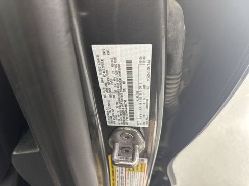 Used 2020 Ford Escape SE FWD image 35