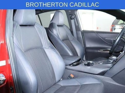 Used 2022 Toyota Venza Limited AWD/4WD image 22