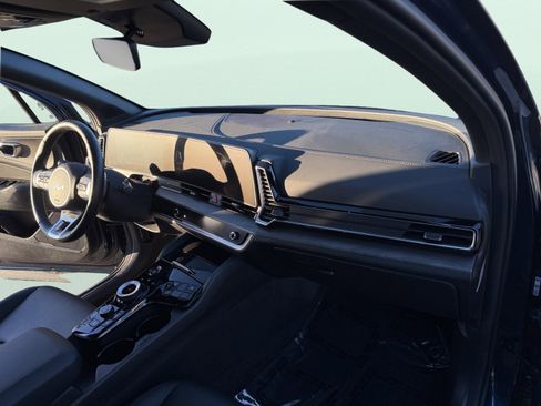 Used 2025 Kia Sportage X-Line image 41