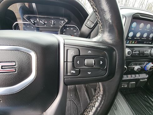 Used 2021 GMC Sierra 1500 SLE w/ Preferred Package image 21