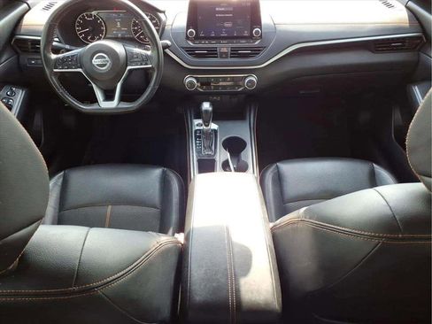 Used 2022 Nissan Altima 2.5 SR image 10