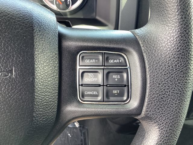 Used 2019 RAM 1500 Classic SLT AWD/4WD image 11