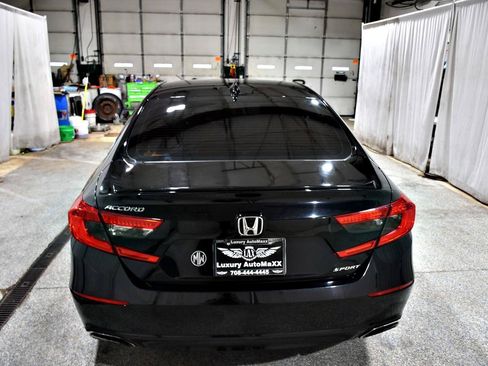 Used 2018 Honda Accord Sport image 30