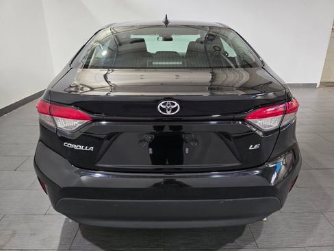 Used 2023 Toyota Corolla LE FWD image 4