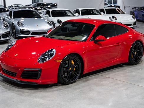 Used 2017 Porsche 911 Carrera RWD image 2