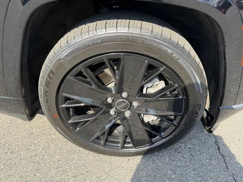 Used 2024 Jeep Wagoneer Launch Edition image 14