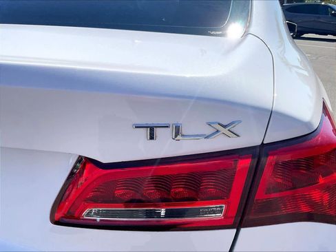 Used 2018 Acura TLX V6 image 11