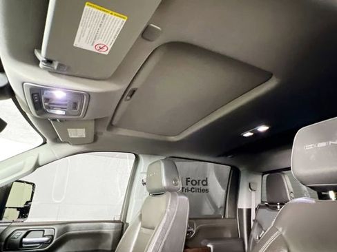 Used 2023 GMC Sierra 2500 Denali w/ Denali Ultimate Package image 26