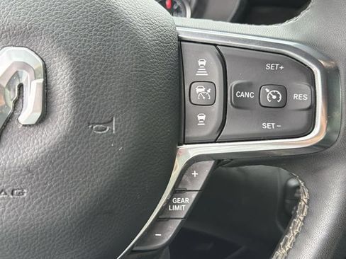Used 2025 RAM 1500 Laramie AWD/4WD image 26