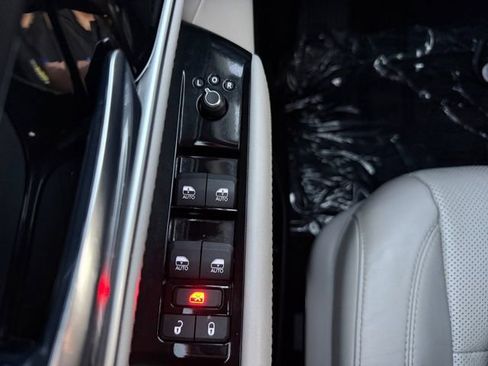 Used 2022 Jeep Wagoneer Series I image 9