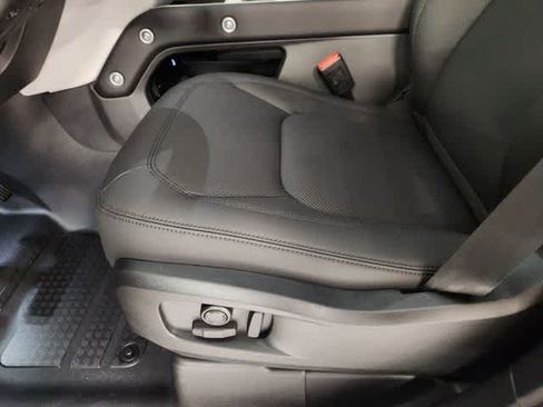 New 2026 Land Rover Defender 110 S AWD/4WD image 45
