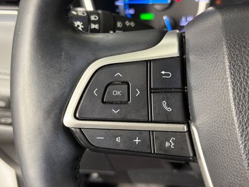 Used 2022 Toyota Highlander Limited FWD image 27