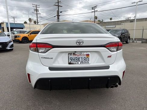 Used 2023 Toyota Corolla SE w/ SE Premium Package FWD image 7